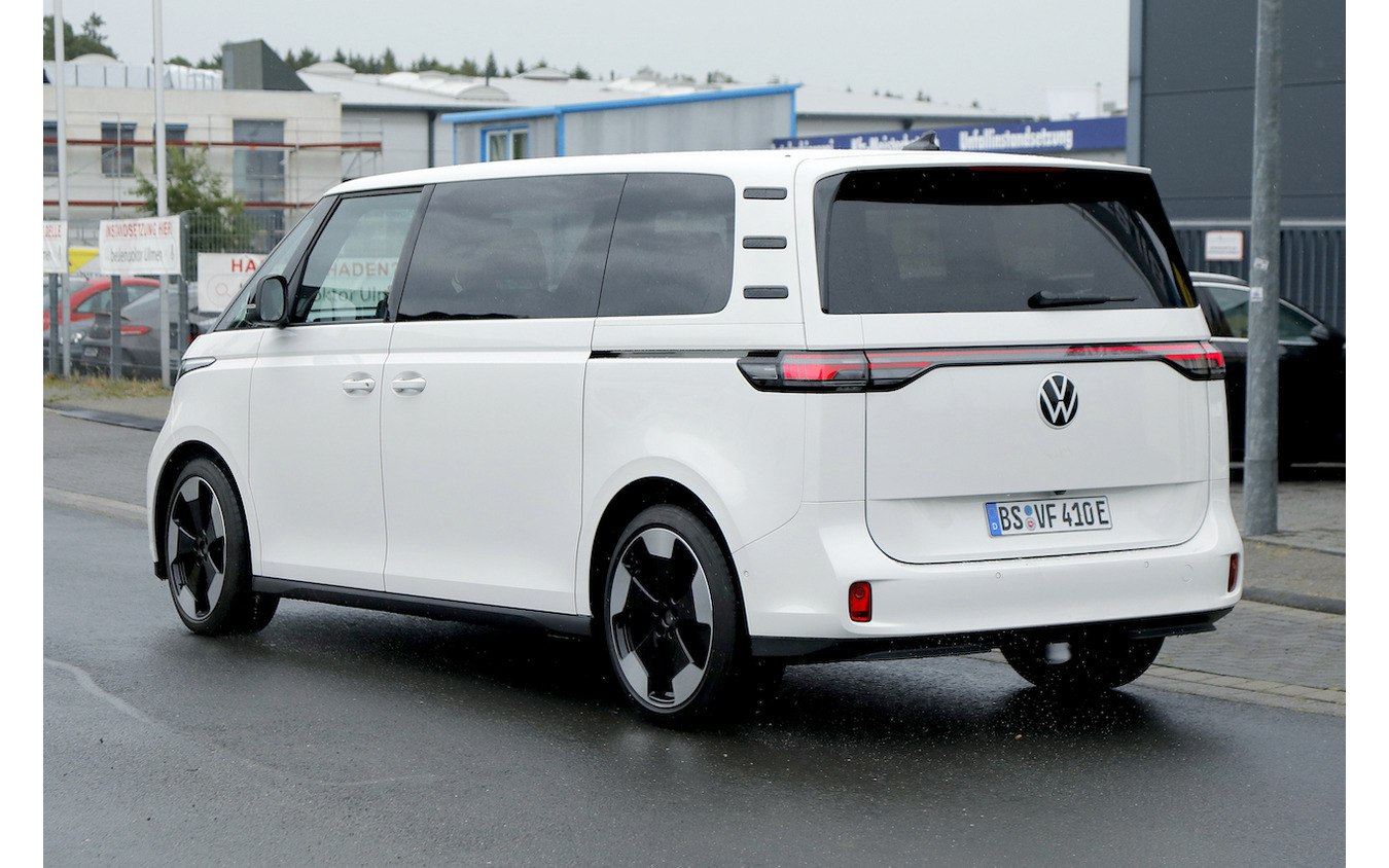 VW ID.Buzz GTX 市販型プロトタイプ(スクープ写真)