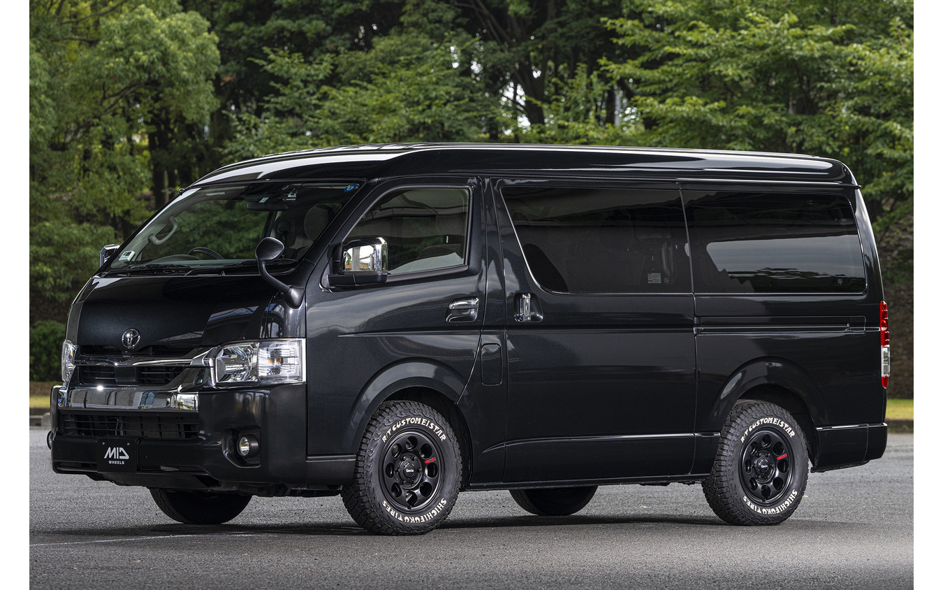 トヨタ ハイエース×MID ガルシア パーム8/16×6.5J IN38、タイヤサイズ:215/70R16