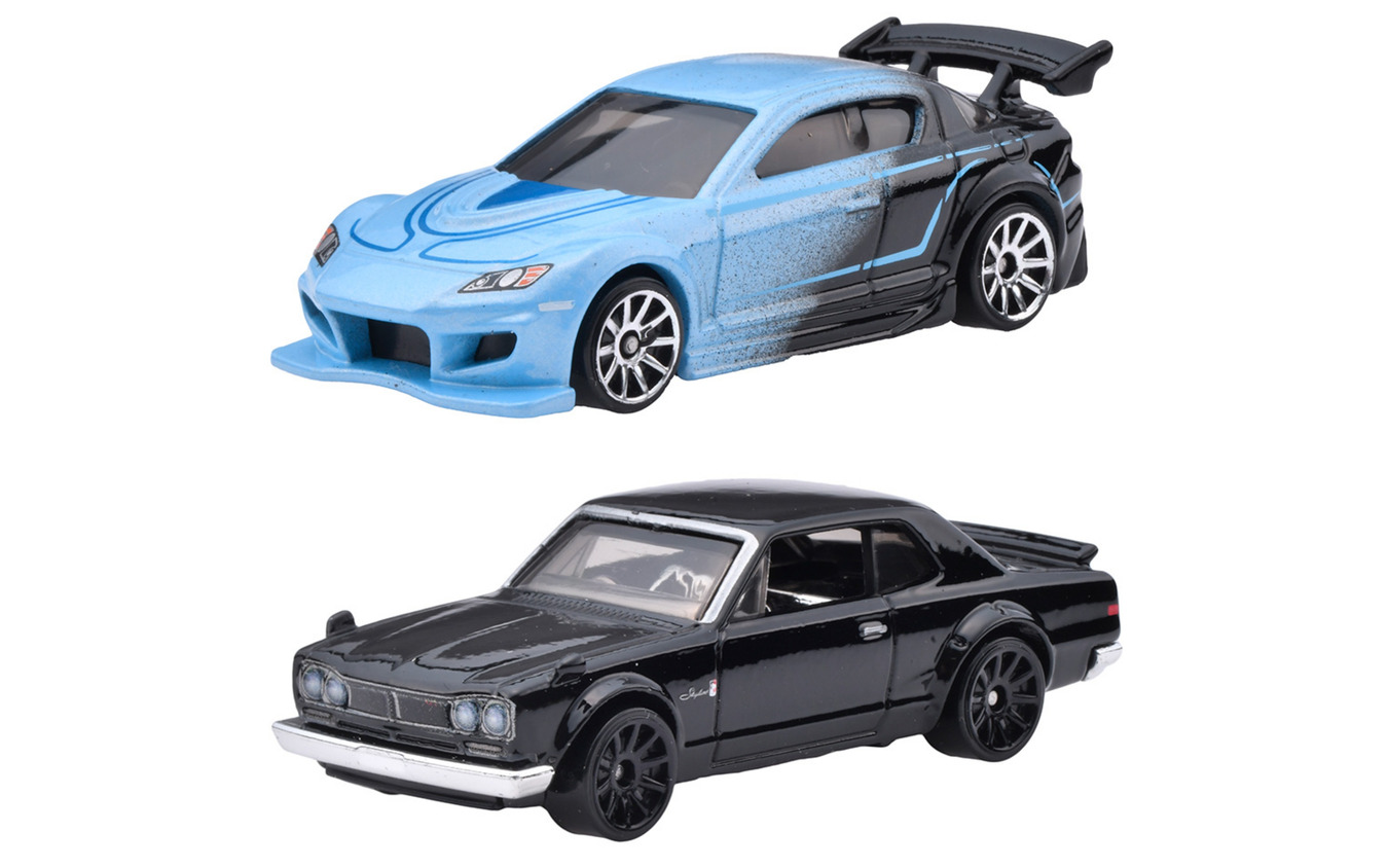 最新作の「初代Z」の他に第3作でニーナが駆る「マツダRX-8」、第5作でブライアンとミアが乗る「ハコスカGT-R」が登場