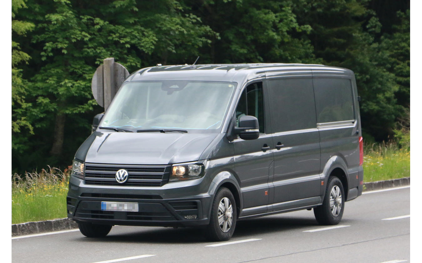 VW クラフター 改良新型プロトタイプ スクープ写真