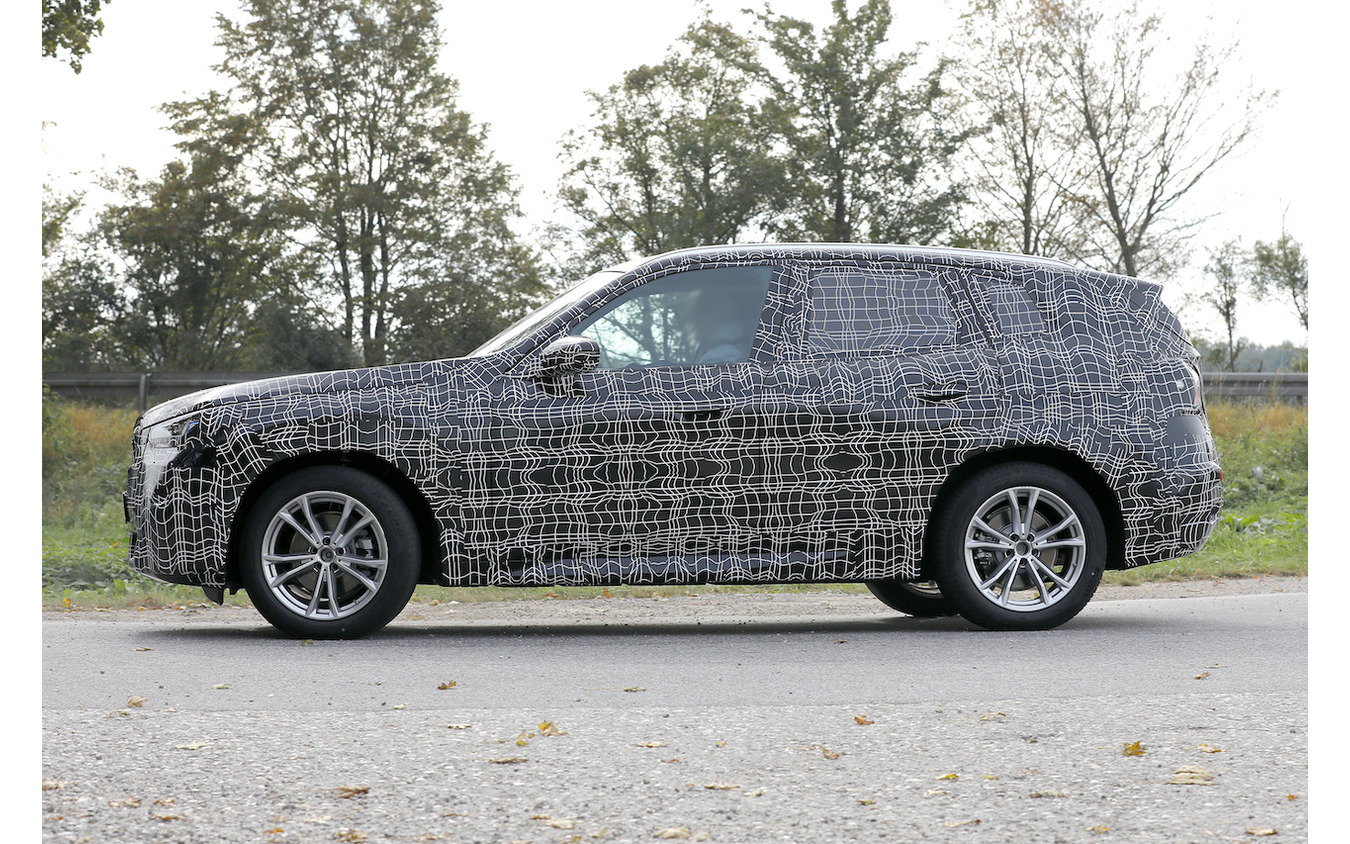 BMW X3 次期型プロトタイプ(スクープ写真)