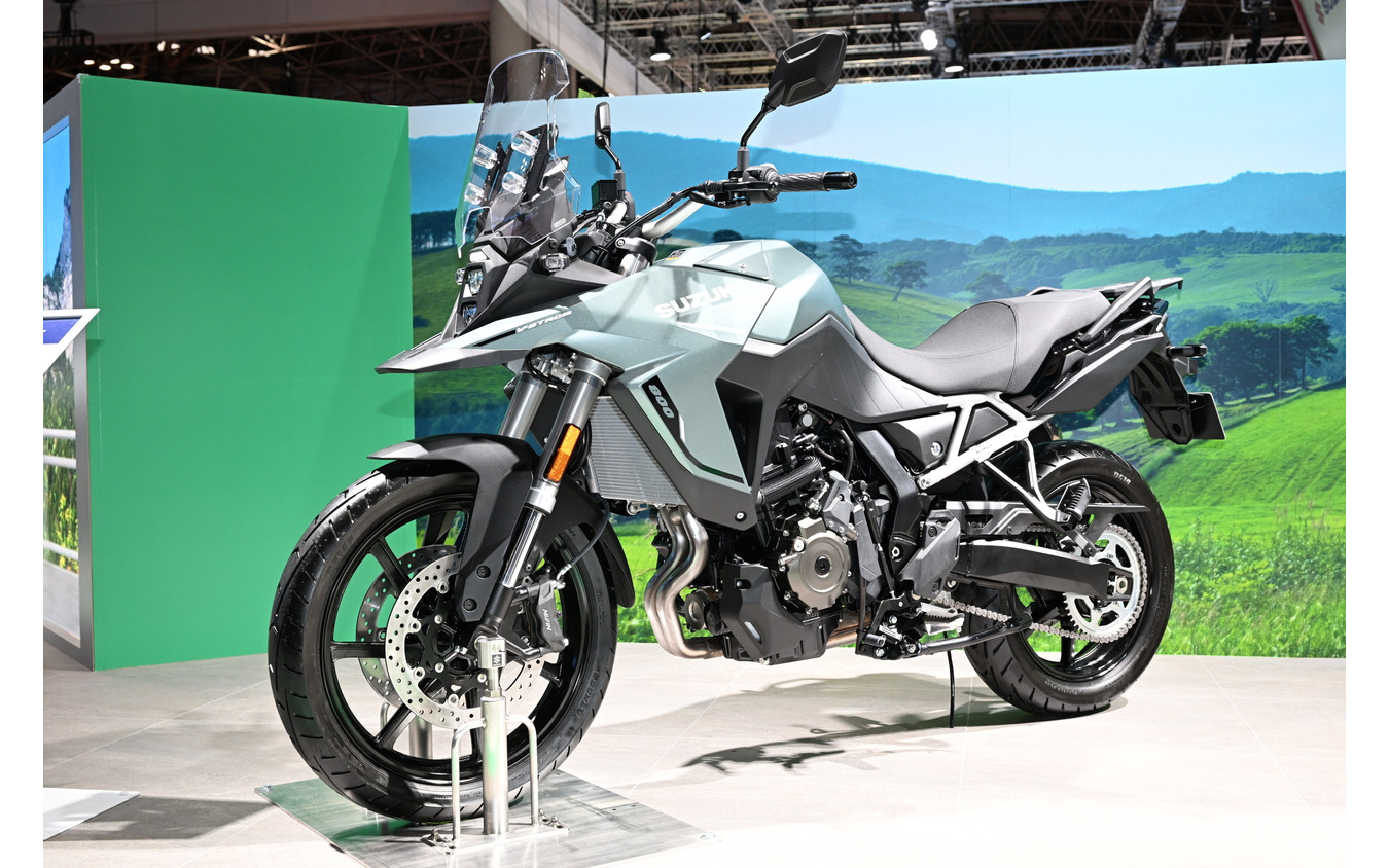 スズキ Vストローム800(ジャパンモビリティショー2023)