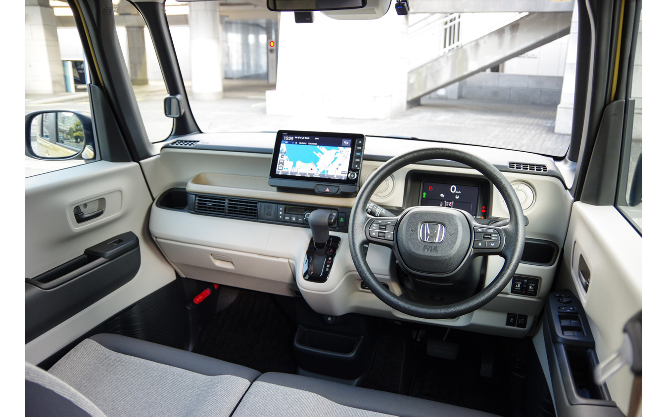 ホンダ N-BOX