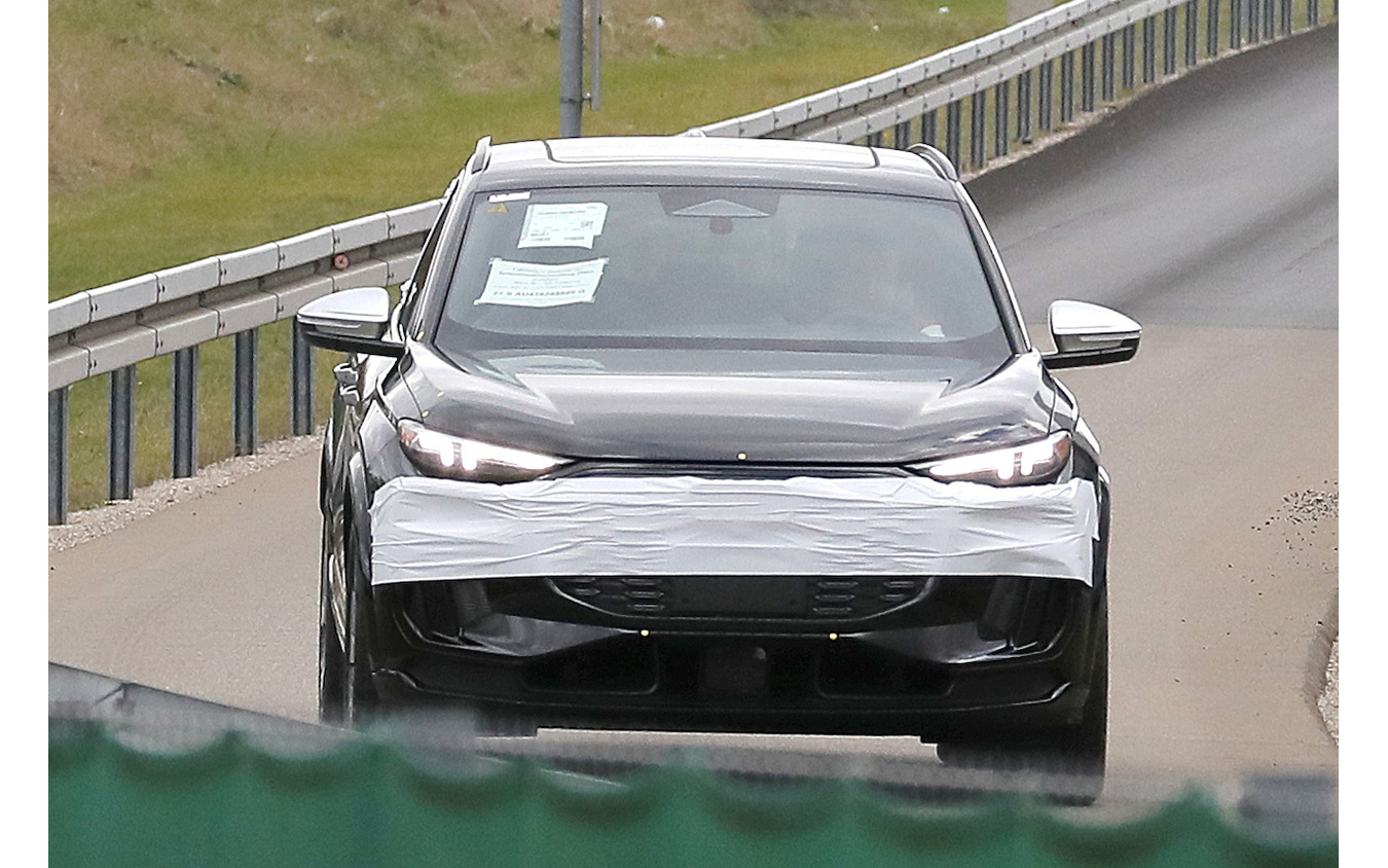 アウディ Q6 e-tron 市販型プロトタイプ(スクープ写真)