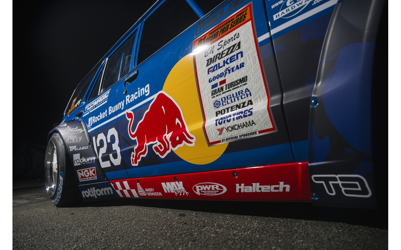 FURSTY / Red Bull with Team Magic TOYO TIRES Drift…東京オートサロン2024