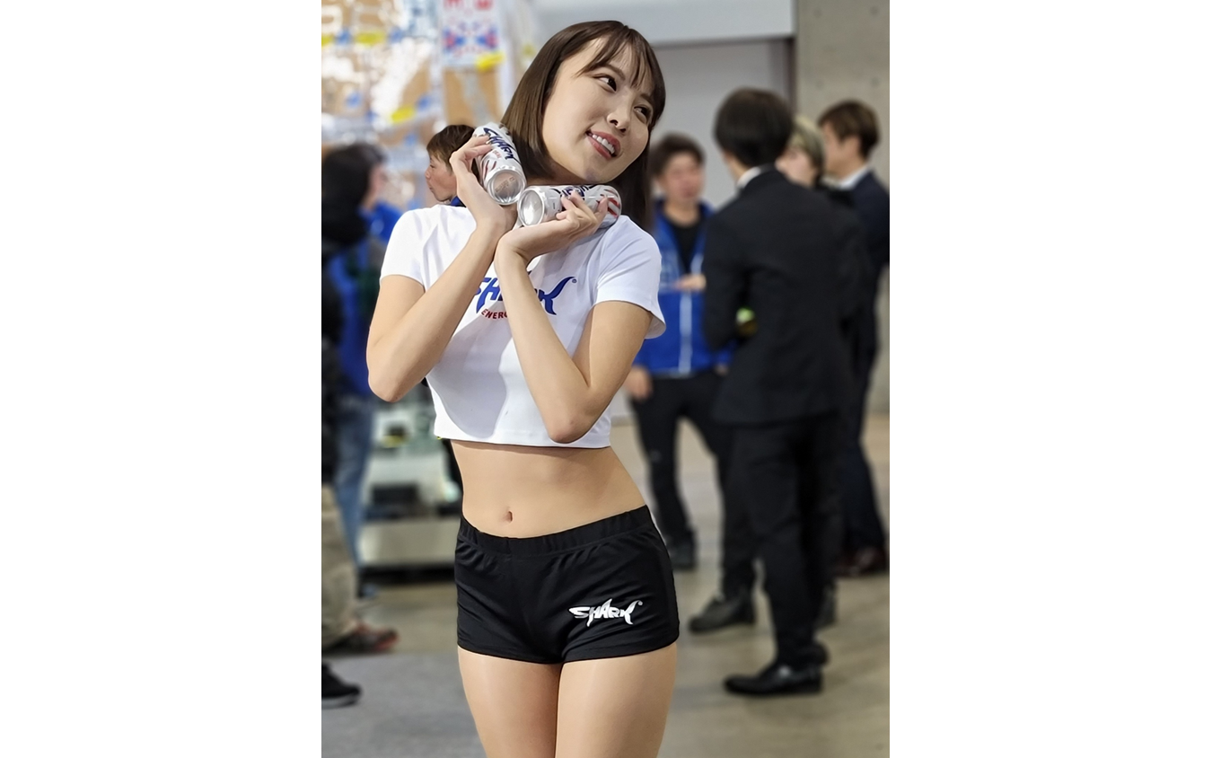 D-MAX(葵成美)