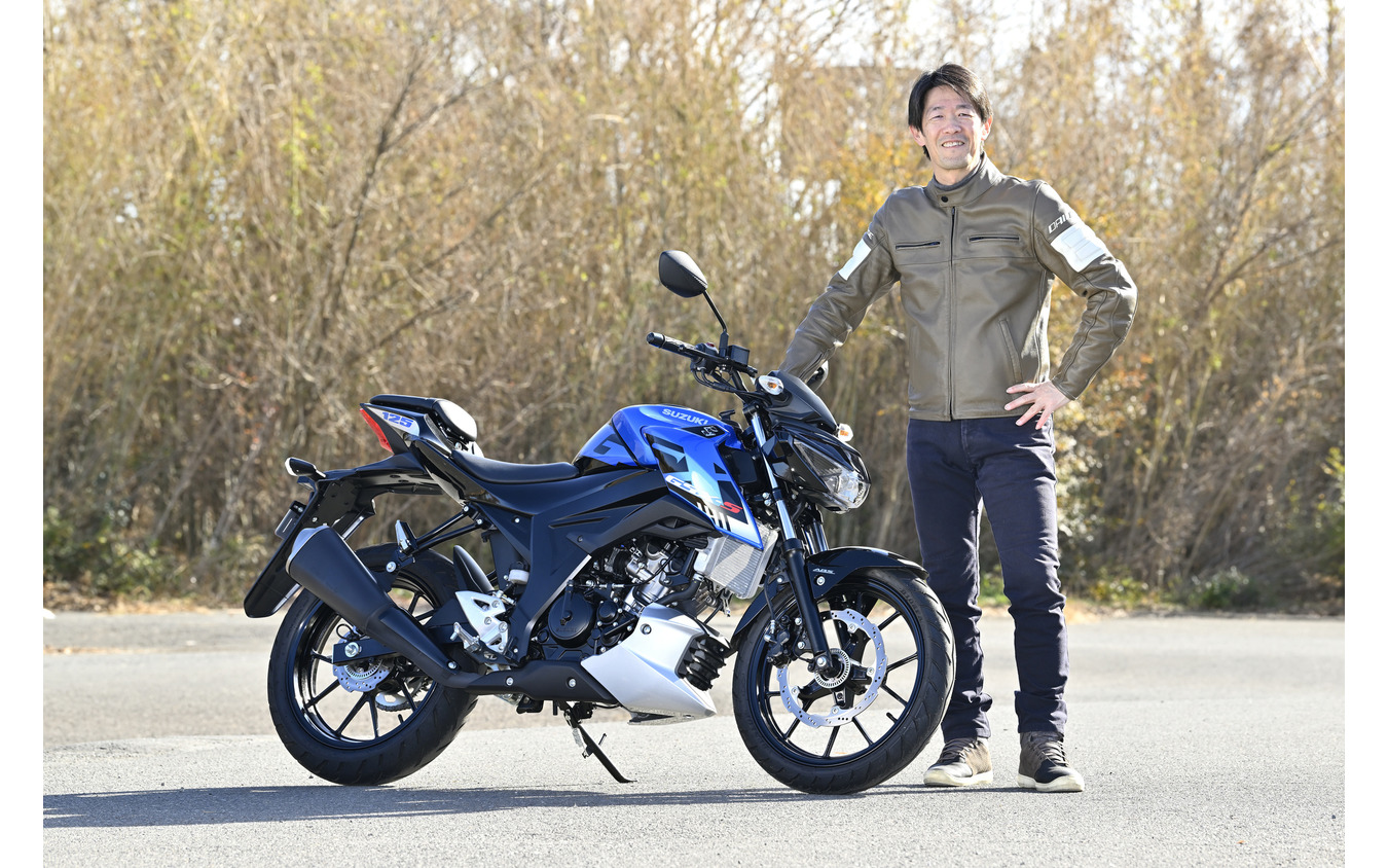 スズキ GSX-S125と伊丹考裕氏