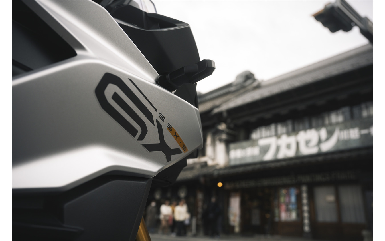 スズキ GSX-S1000GX