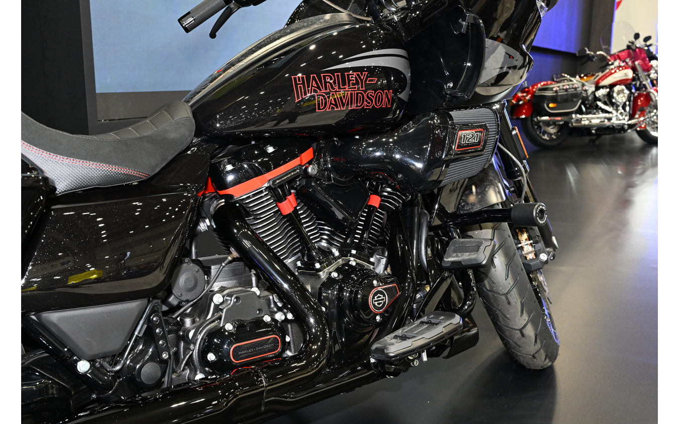 ハーレーダビッドソン CVOロードグライドST(東京モーターサイクルショー2024)