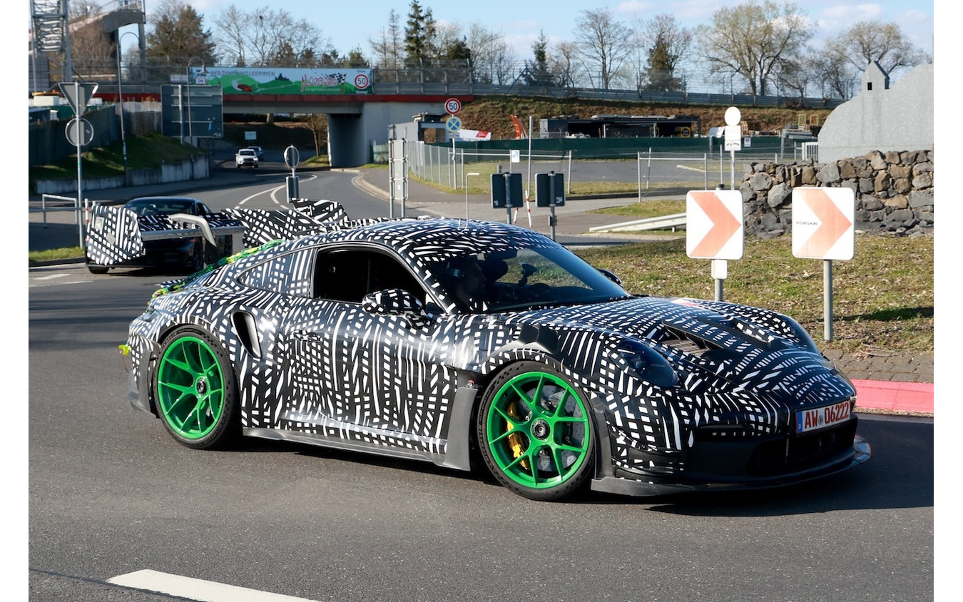 ポルシェ 911 GT3 RS MR プロトタイプ(スクープ写真)