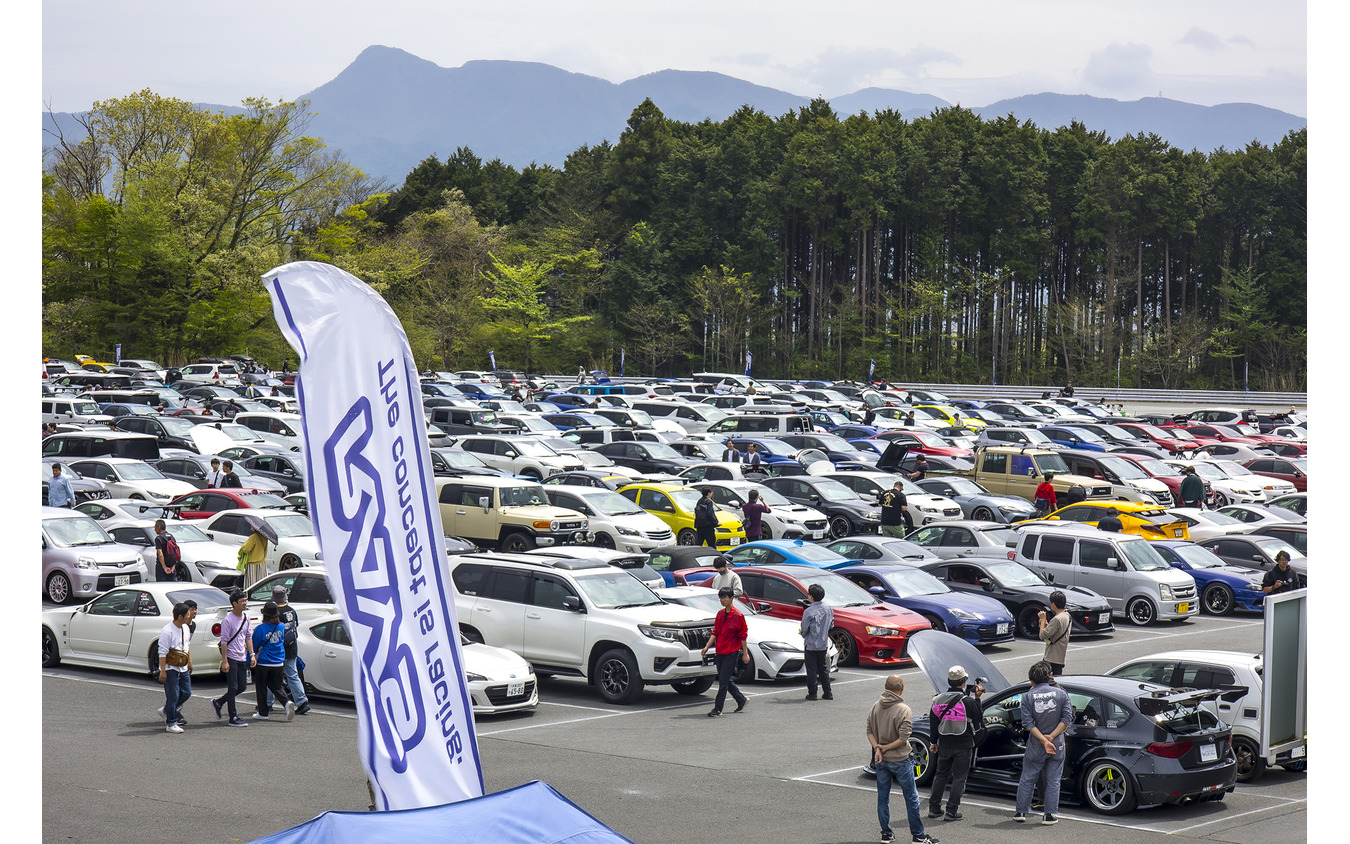 オフ系最強の定番モデル！ レイズ デイトナ装着車両に注目～2024 RAYS FAN MEETING～