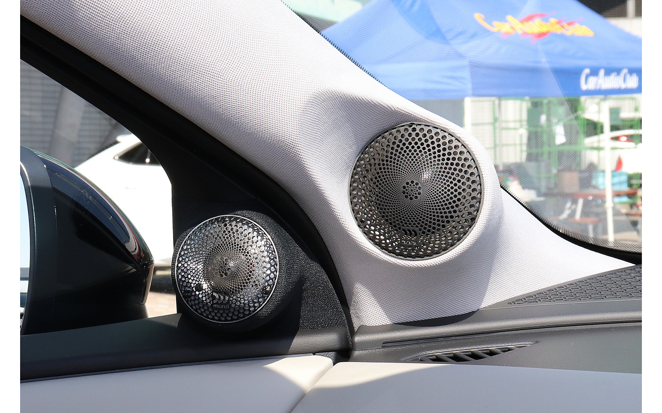 「カーオーディオ・プロショップ」にてセットアップされたオーディオカーの一例（製作ショッ：オートステーションK2＜大阪府＞）。