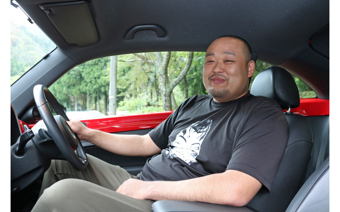 さまざまなオーディオシステムを経験してきたベテランユーザーの山本さん。次なるシステムアップをすでに計画中だ。