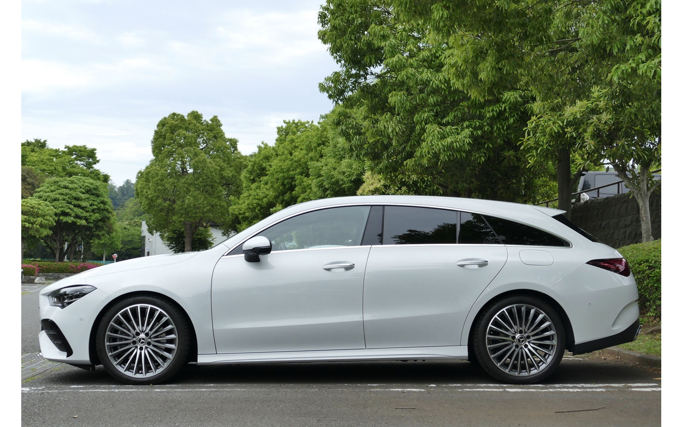 メルセデスベンツ CLA 200d シューティングブレーク