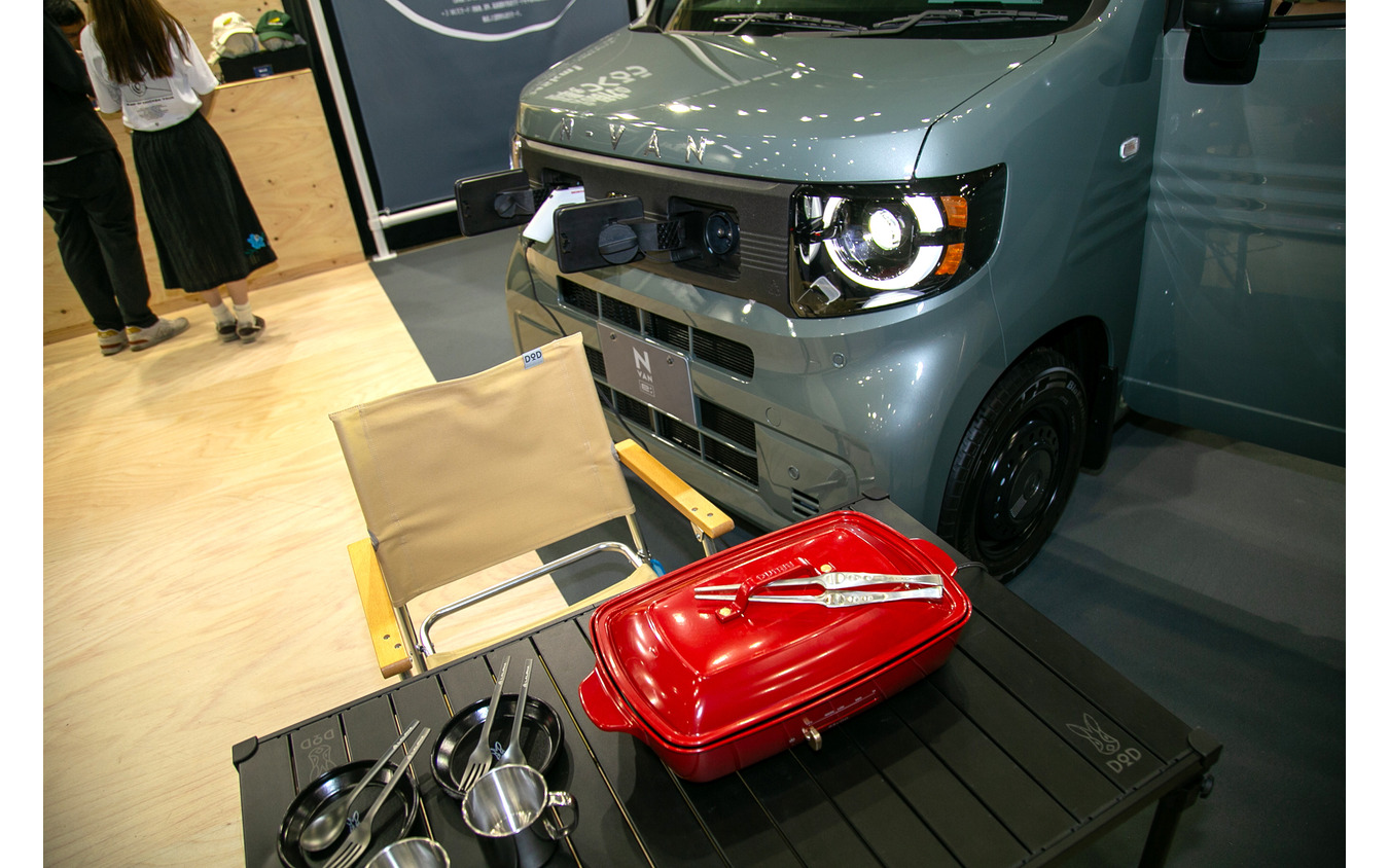 ホンダは新型EV『N-VAN e:』のアウトドアカスタム「e: FUN」を展示…東京アウトドアショー2024