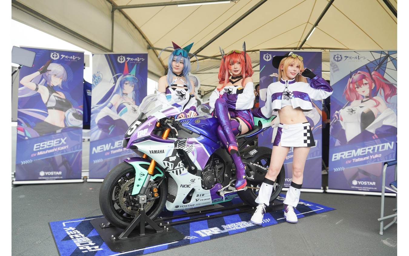 IRF with アズールレーンの参戦マシン「YZF-R1 ESSEX SP 2024Ver.」と3名のレースクイーン