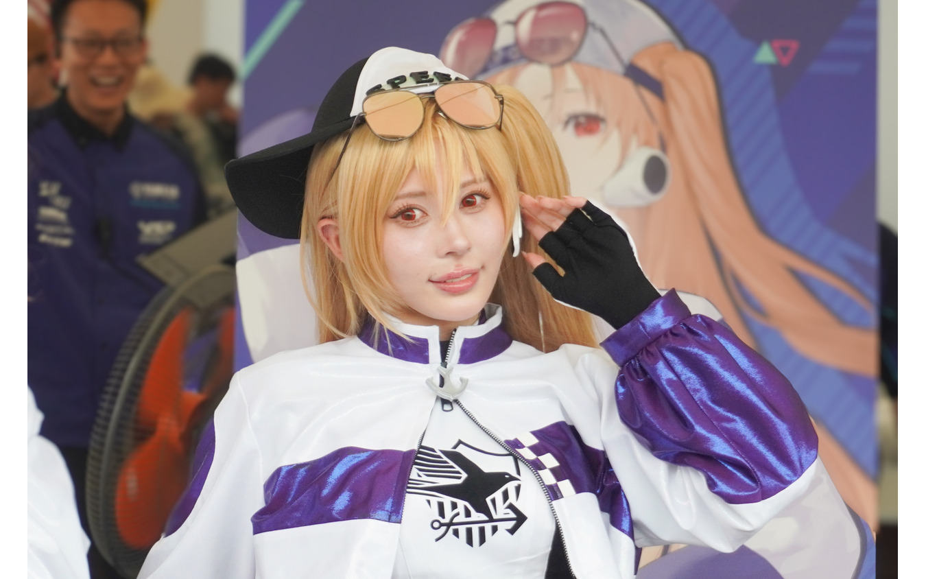 「クリーブランド」に扮する楪くれはさん(鈴鹿8耐2024)