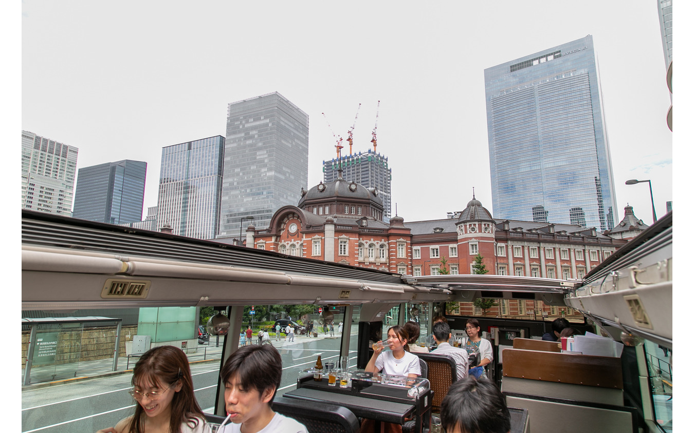 ビールにフレンチに東京観光まで! 欲張りな「レストランバスビアガーデン」をWILLERが運行…乗ってきました