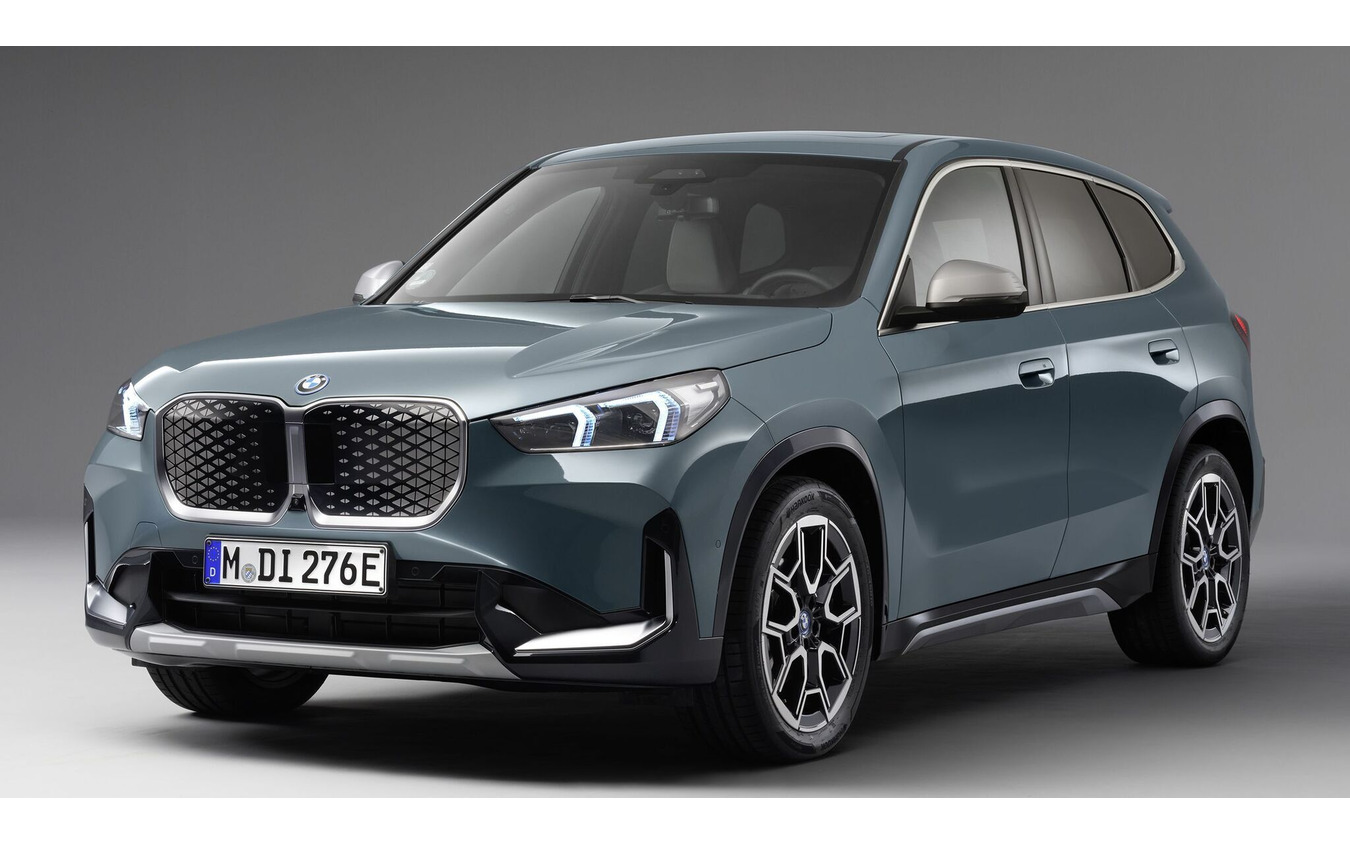 BMW iX1