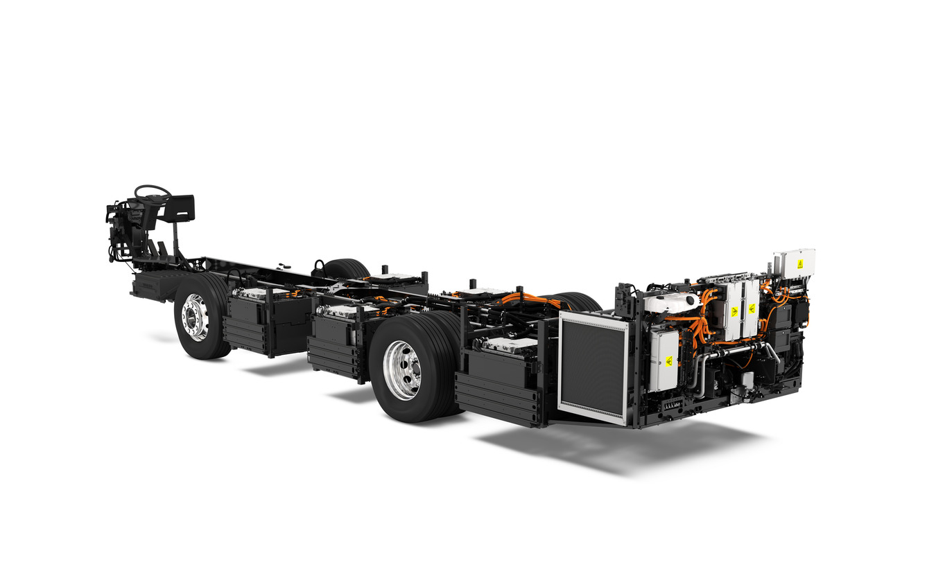 ボルボの新型電動バス向けシャシー「BZR」