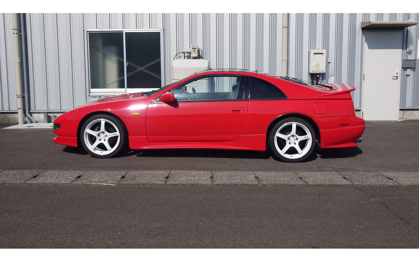 ハイパーマックスS フェアレディZ(Z32)装着例(出荷時車高・フロント:15mmダウン / リア:16mmダウン)