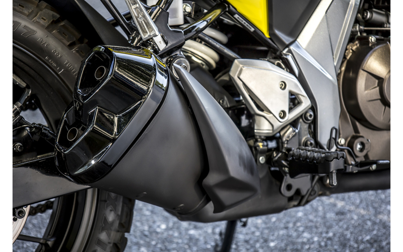スズキ Vストローム250SX