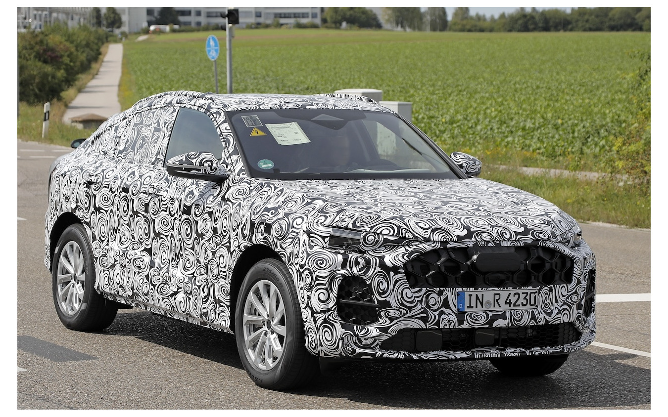 アウディ Q5スポーツバック 次期型プロトタイプ