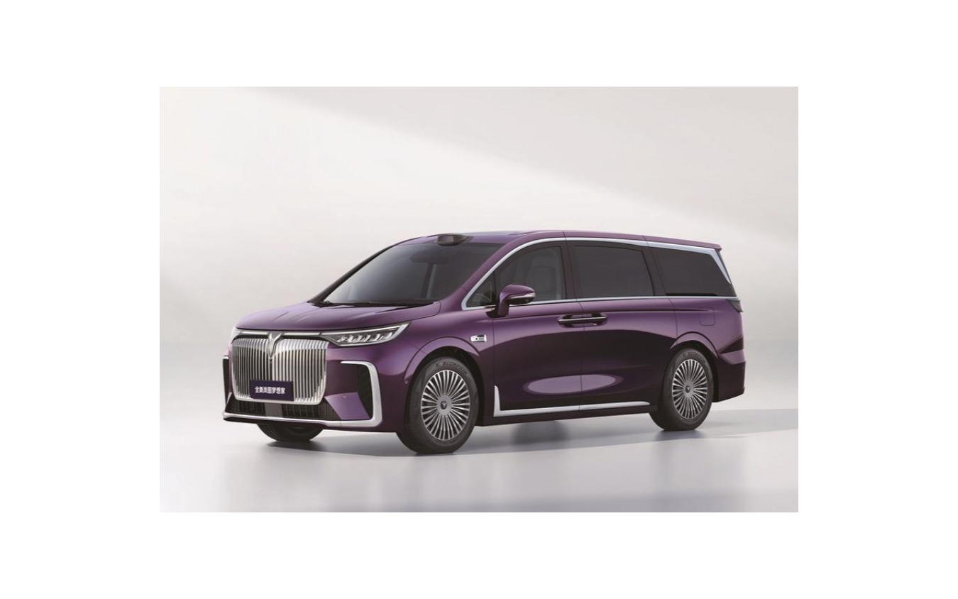 東風の電動車ブランド「嵐図」がファーウェイと共同開発したミニバン『夢想家』改良新型
