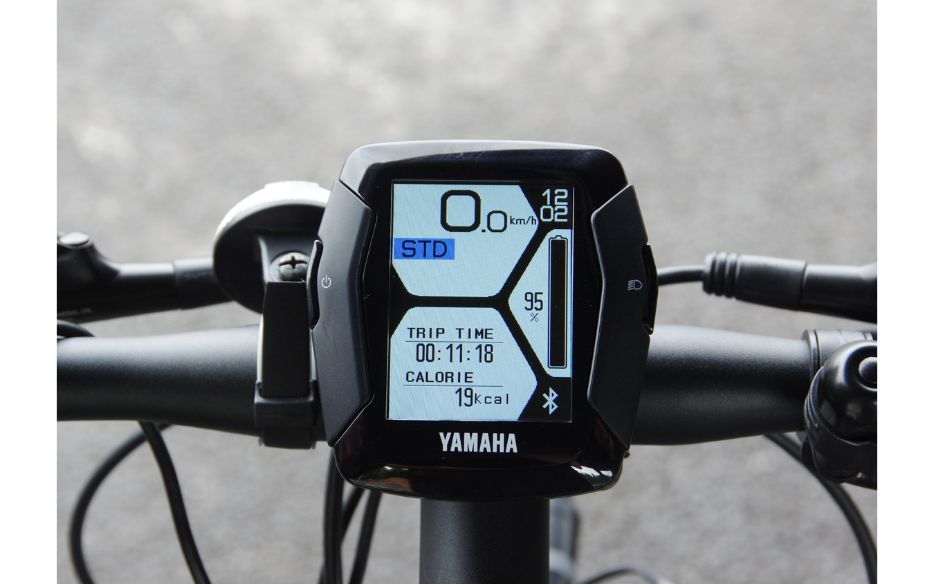 スマホ連携に対応した『CROSSCORE Connected』