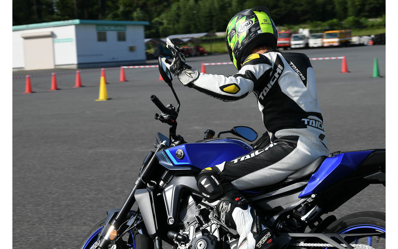 ヤマハ MT-09 Y-AMT