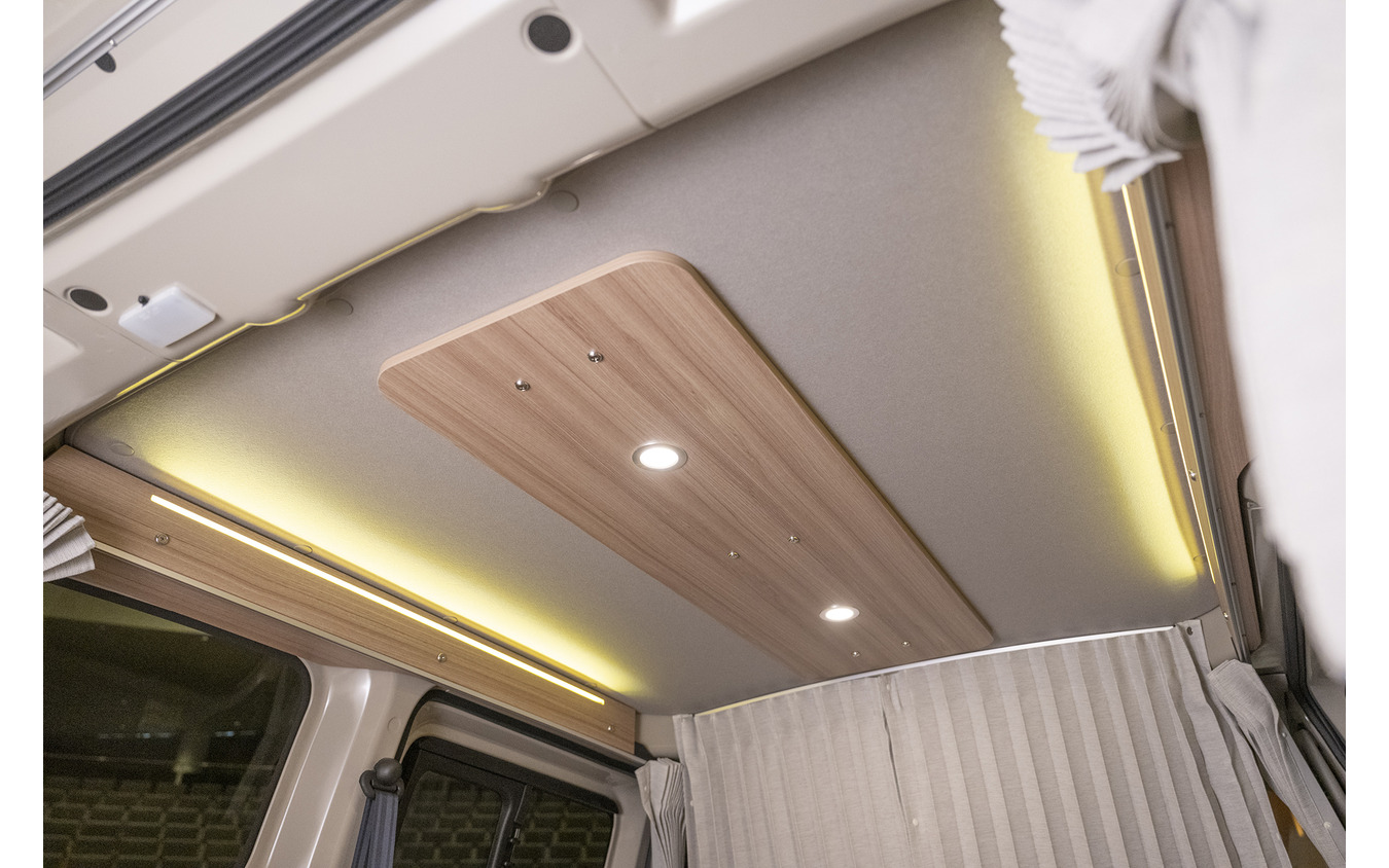 日産 NV200『MYROOM』