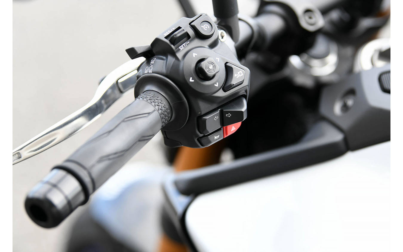 ヤマハ MT-09SP