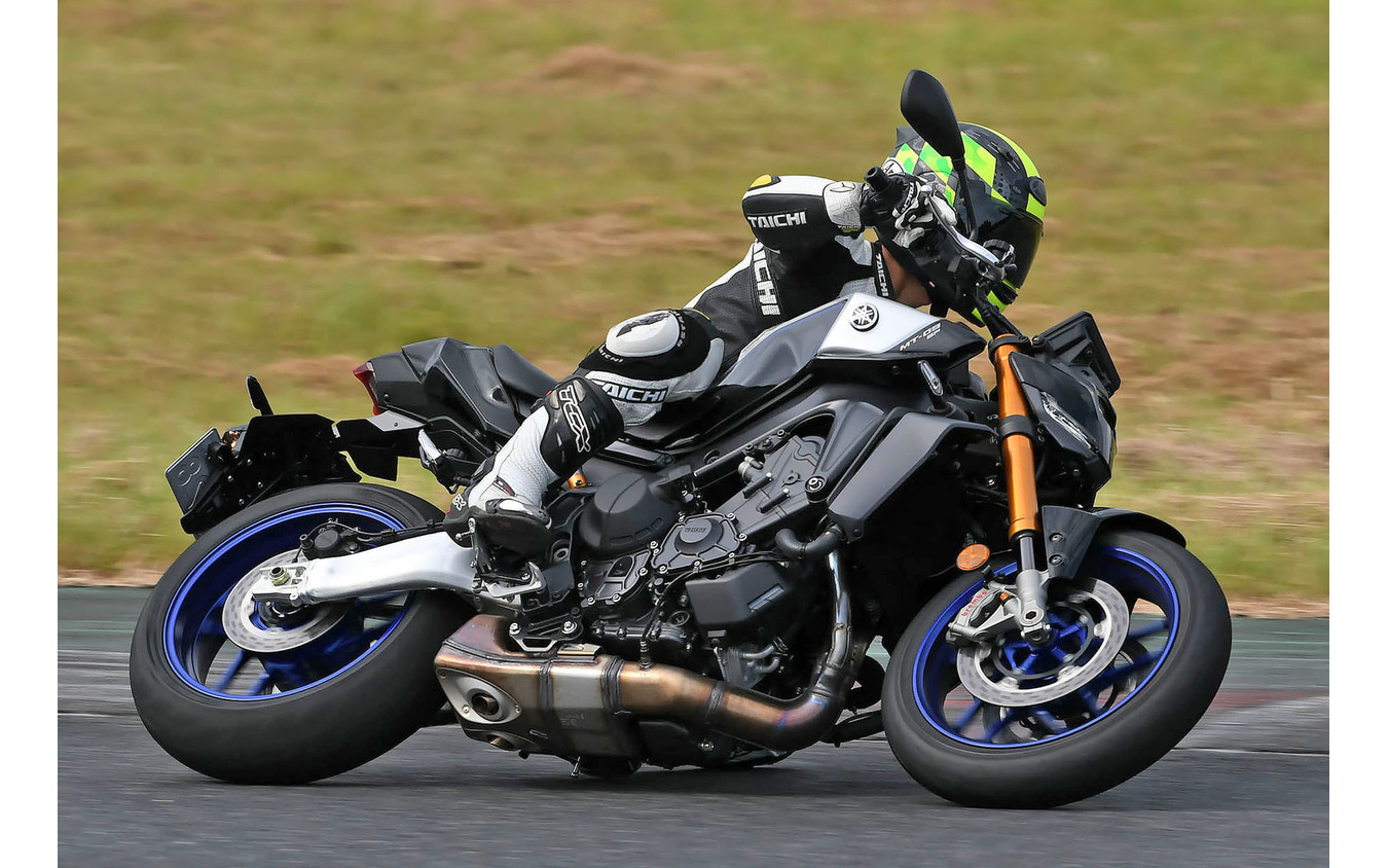 ヤマハ MT-09SP