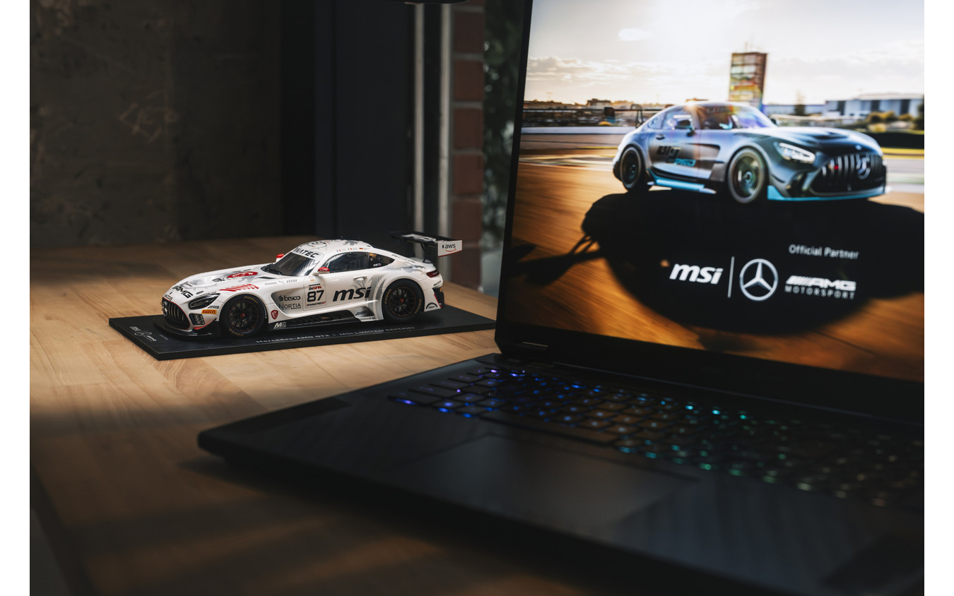 Mercedes-AMG GT3 MSI Limited Edition(1/18スケール)