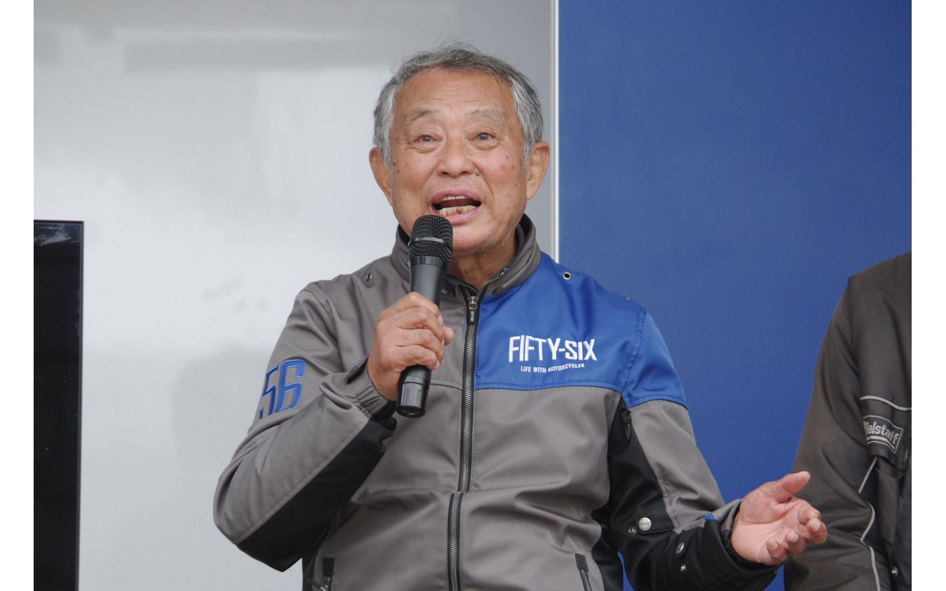 賀曽利隆氏