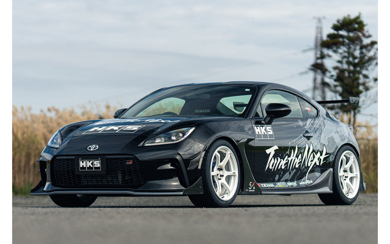 HKS × TOYOTA GR86
