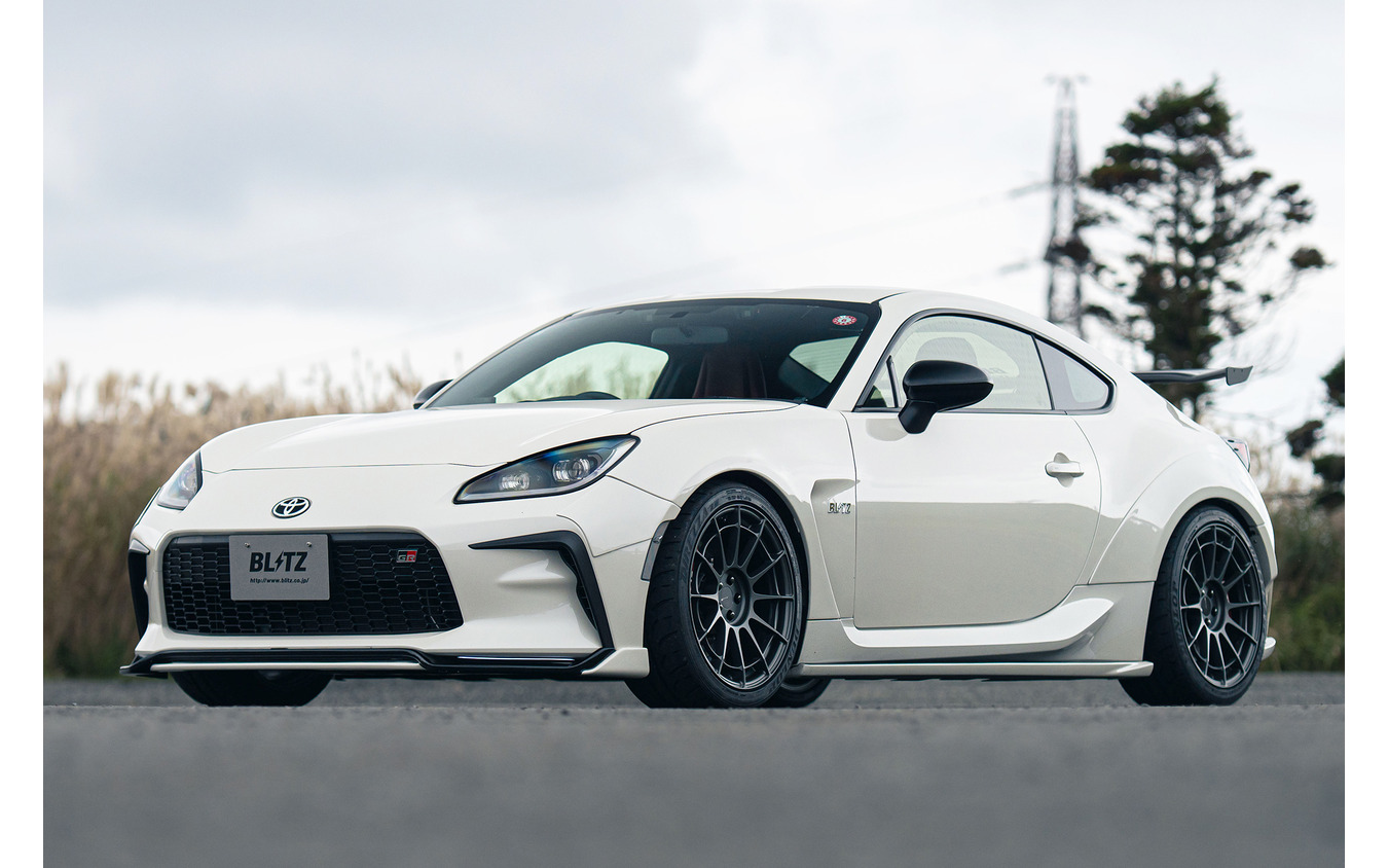 BLITZ × TOYOTA GR86