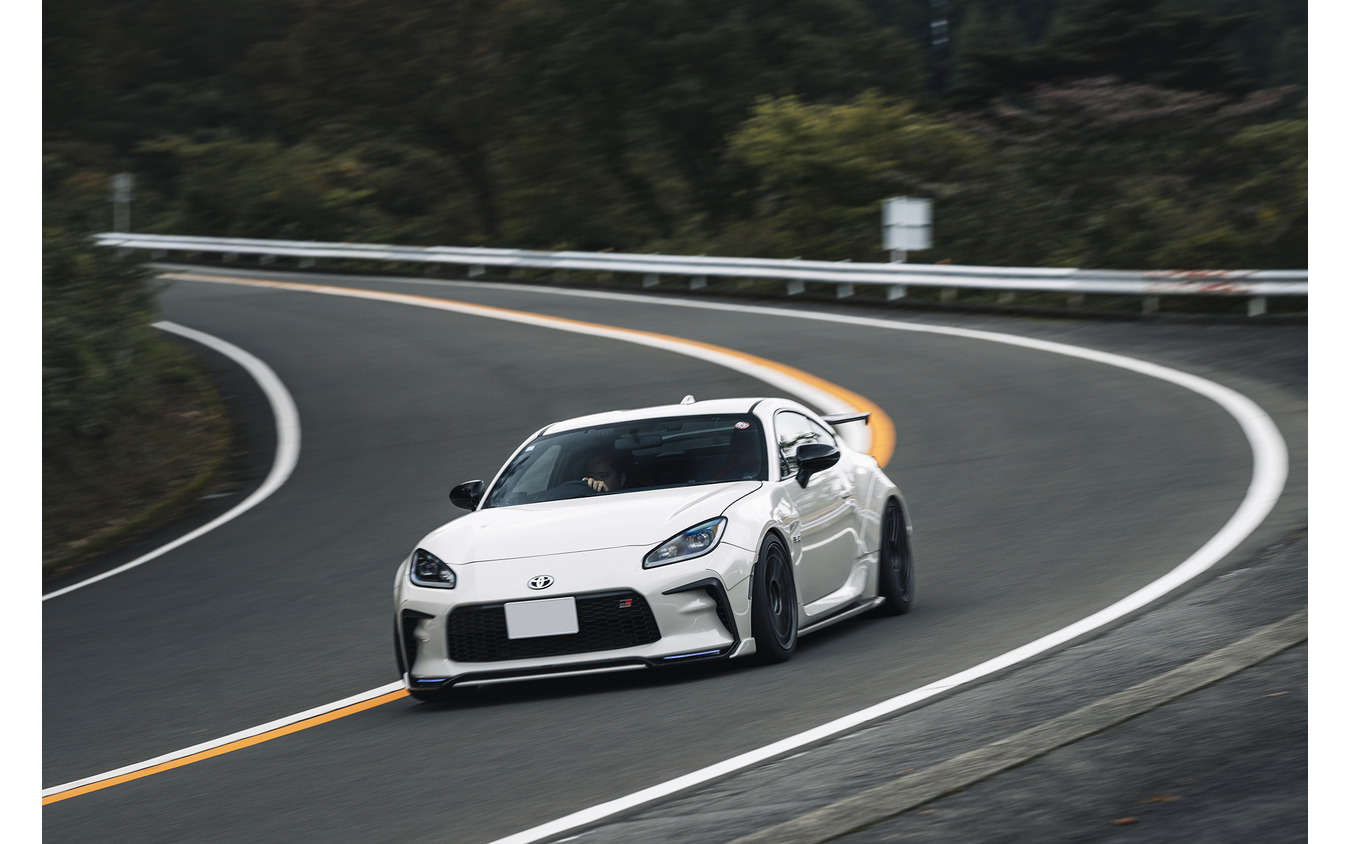 BLITZ × TOYOTA GR86