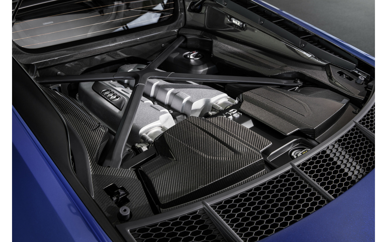 アウディ R8のV10エンジン