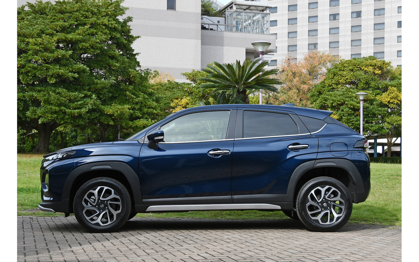 スズキ フロンクス(4WD)