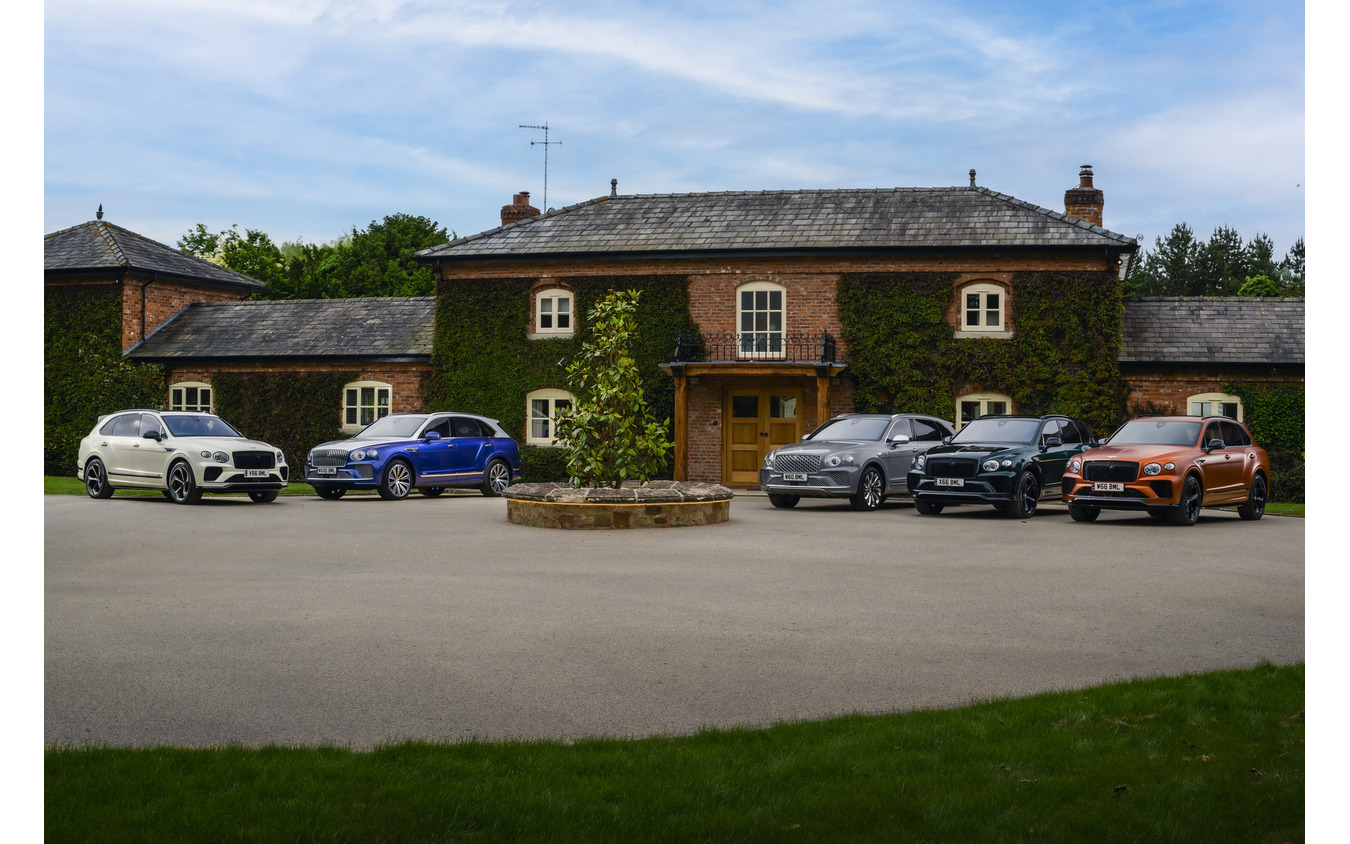 ベントレーが新たな顧客体験施設「The Mews, The Home of Bentley」を英国に開設