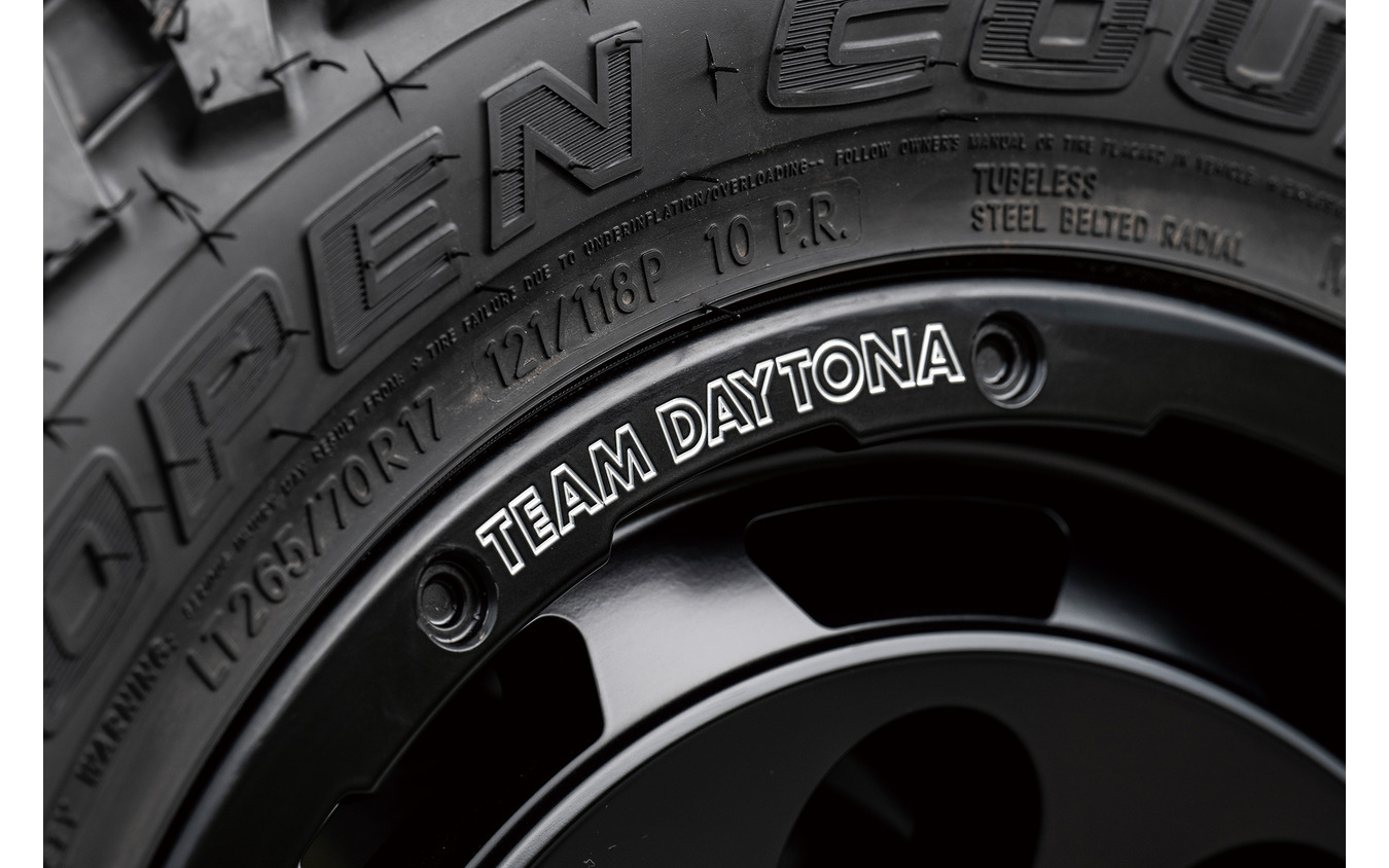 TEAM DAYTONA D9