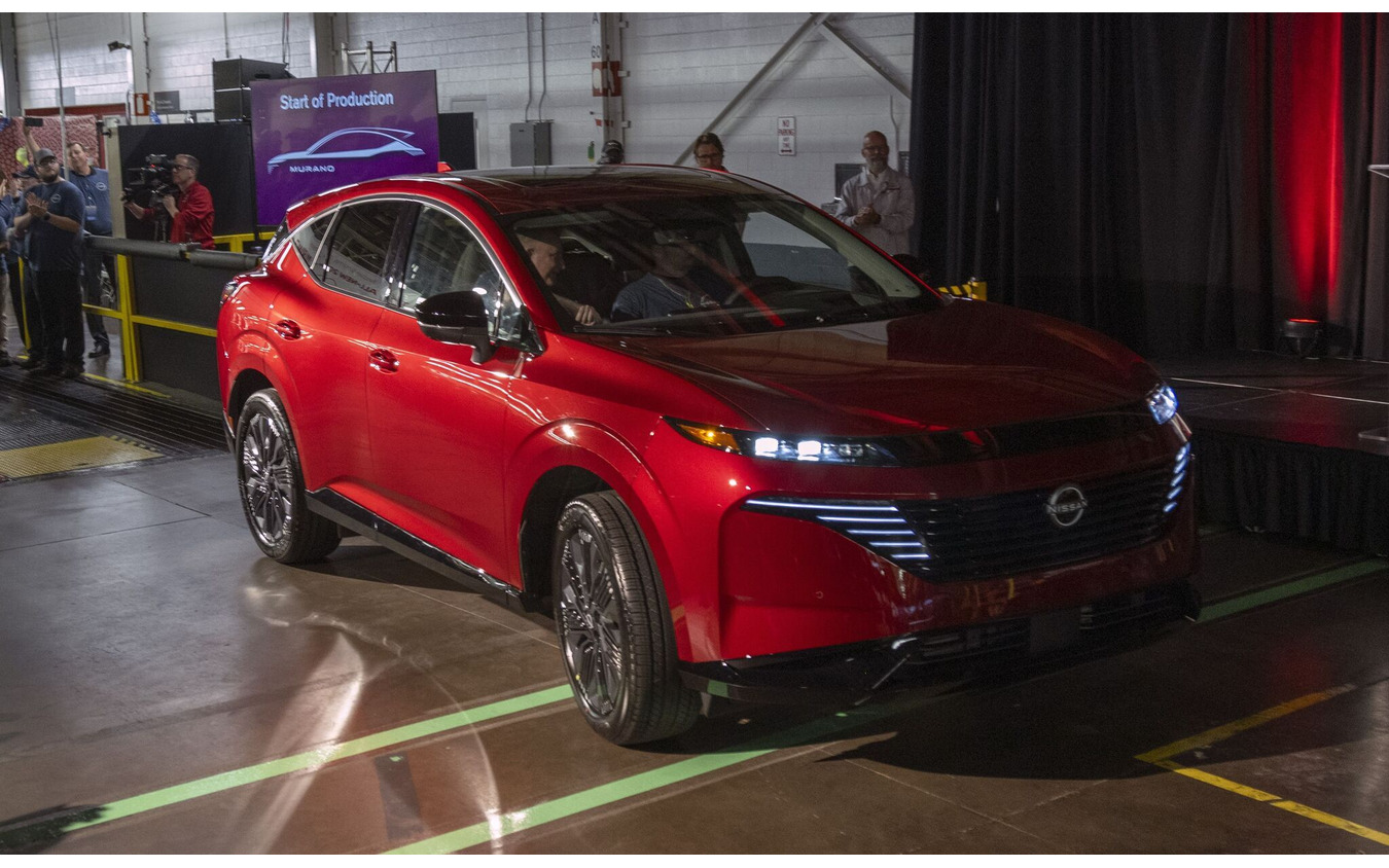 日産が米スマーナ工場で生産を開始した新型『ムラーノ』
