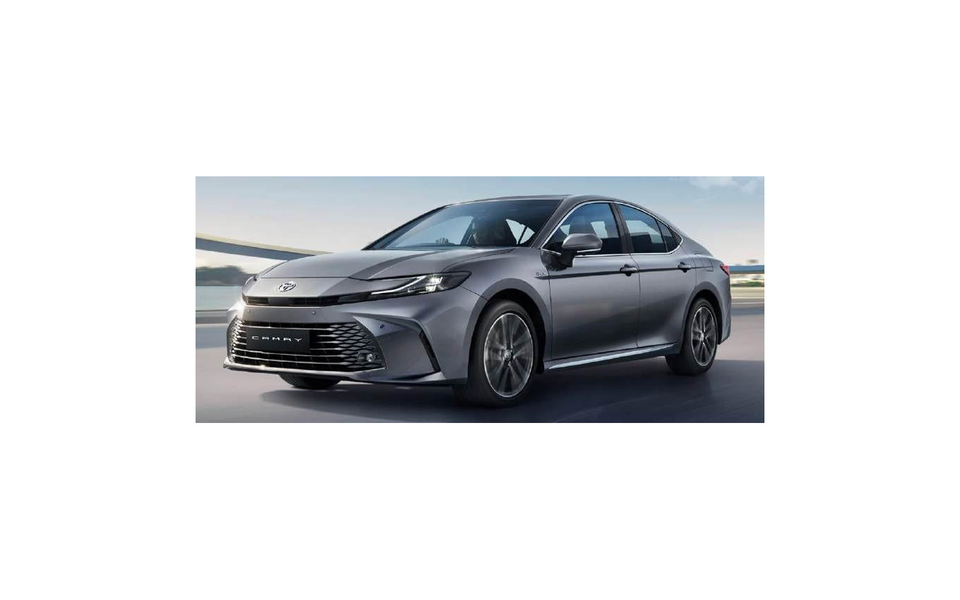 トヨタ・カムリ・ハイブリッド新型(インド仕様)