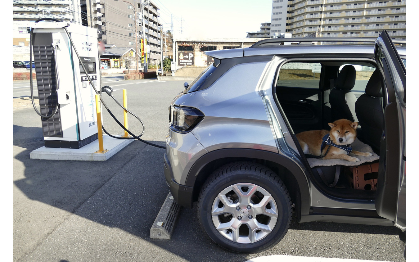 ジープ アベンジャー アティテュード(JEEP Avenger Altitude)