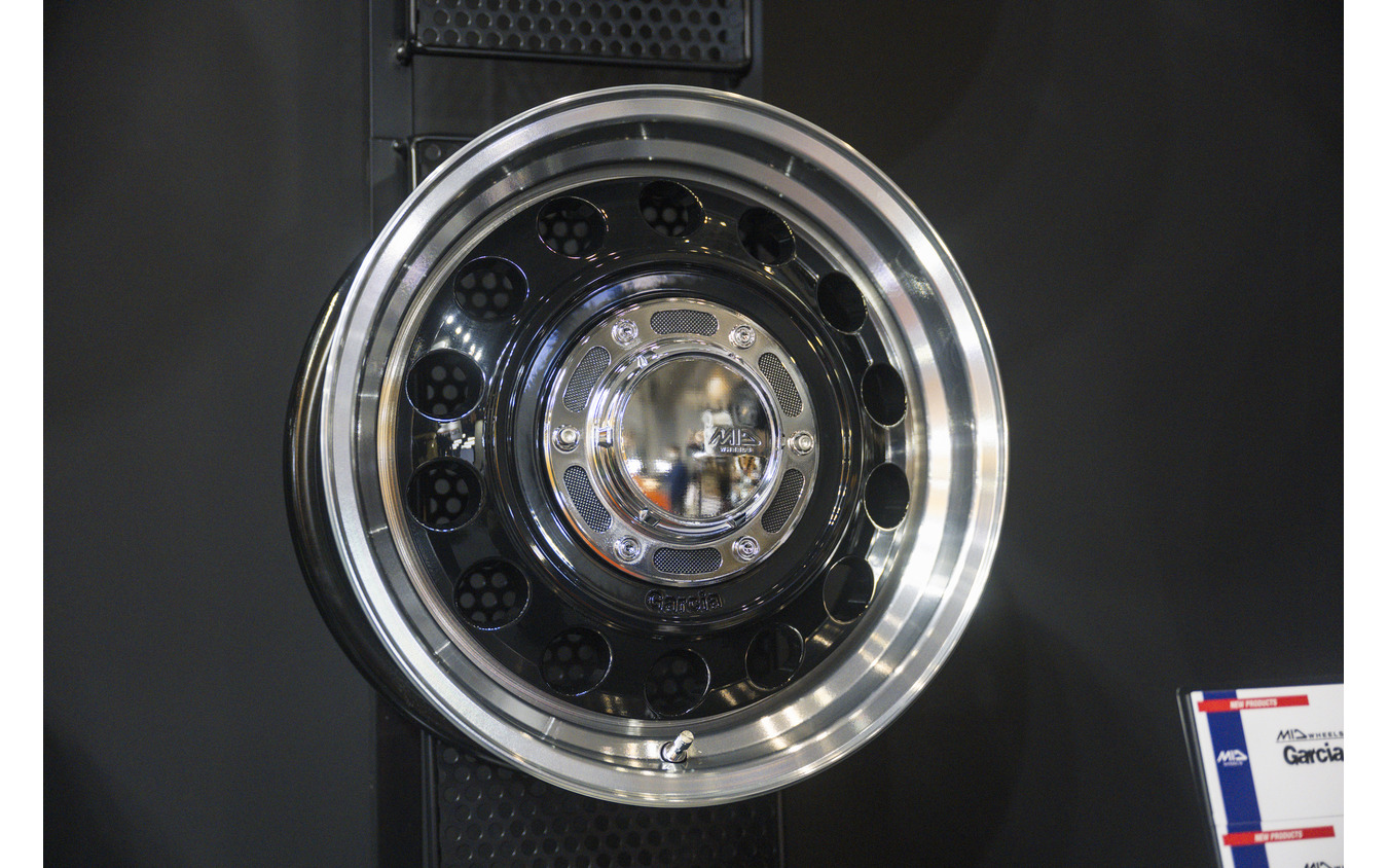 MID ホイール…東京オートサロン2025