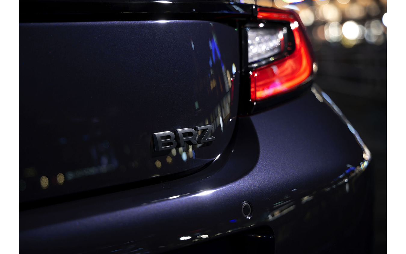 スバル BRZ STI Sport PURPLE EDITION