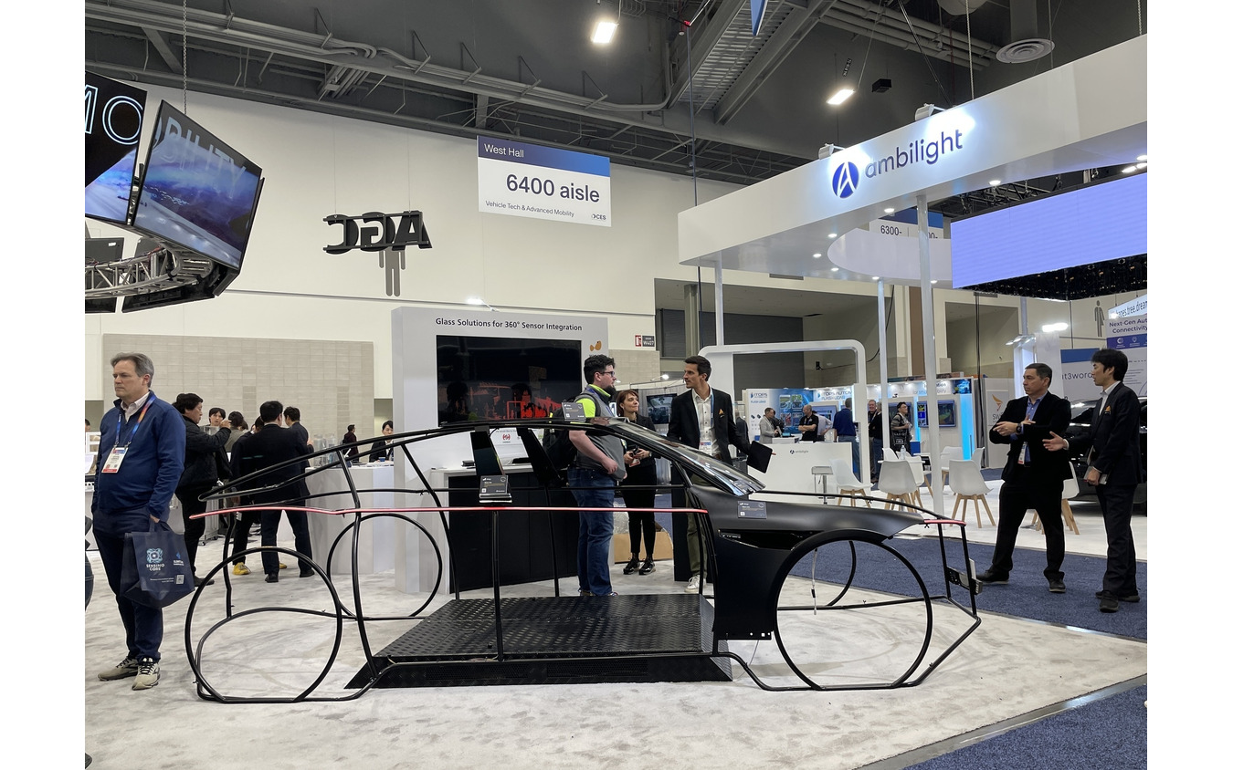 センサー向けガラスソリューションを紹介したモックアップ「Glass Trim」