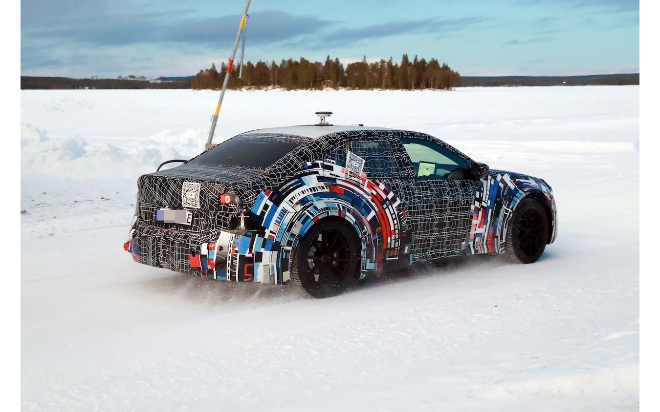 BMW M3 EV 市販型のプロトタイプ