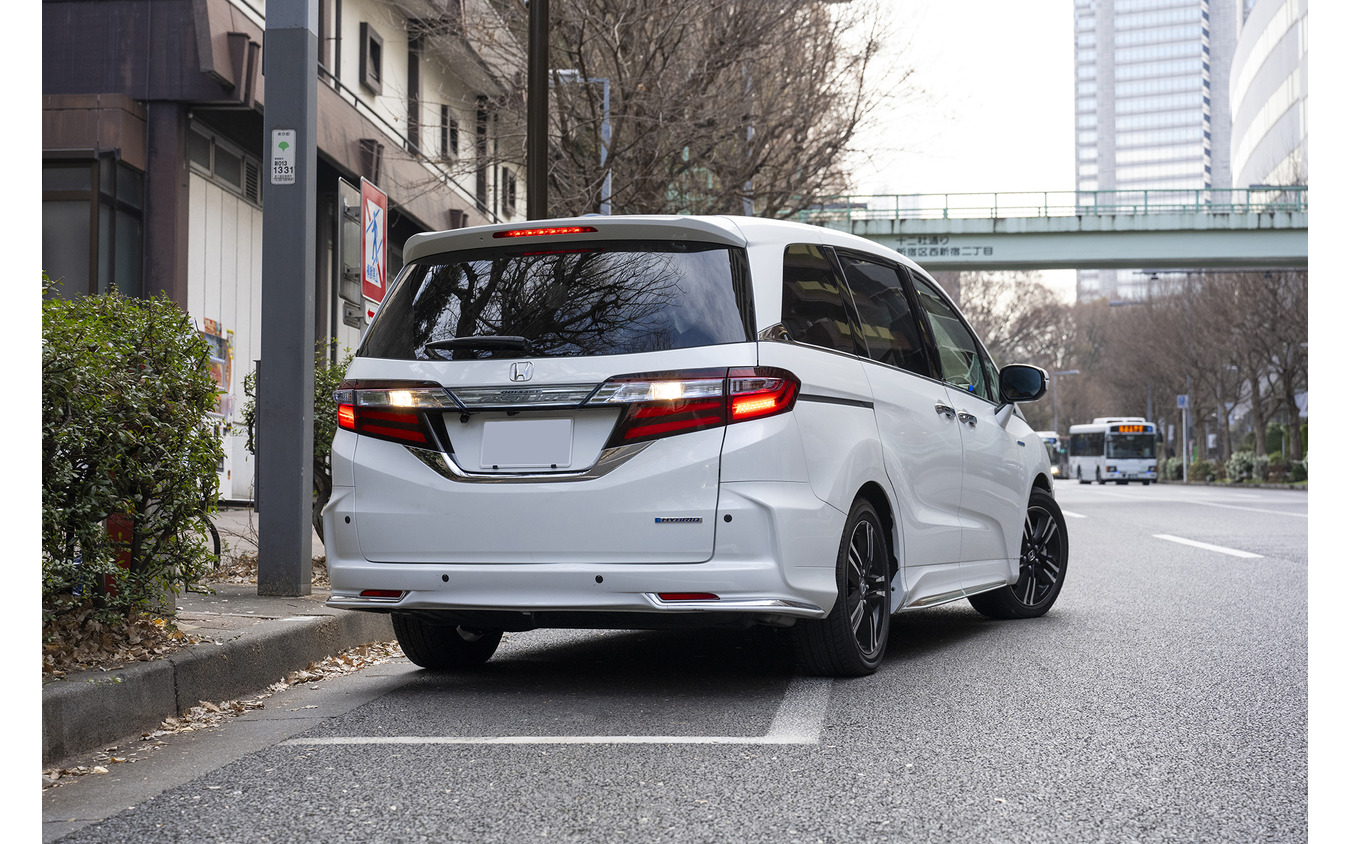 縦列駐車時にサイドカメラが非常に役立った